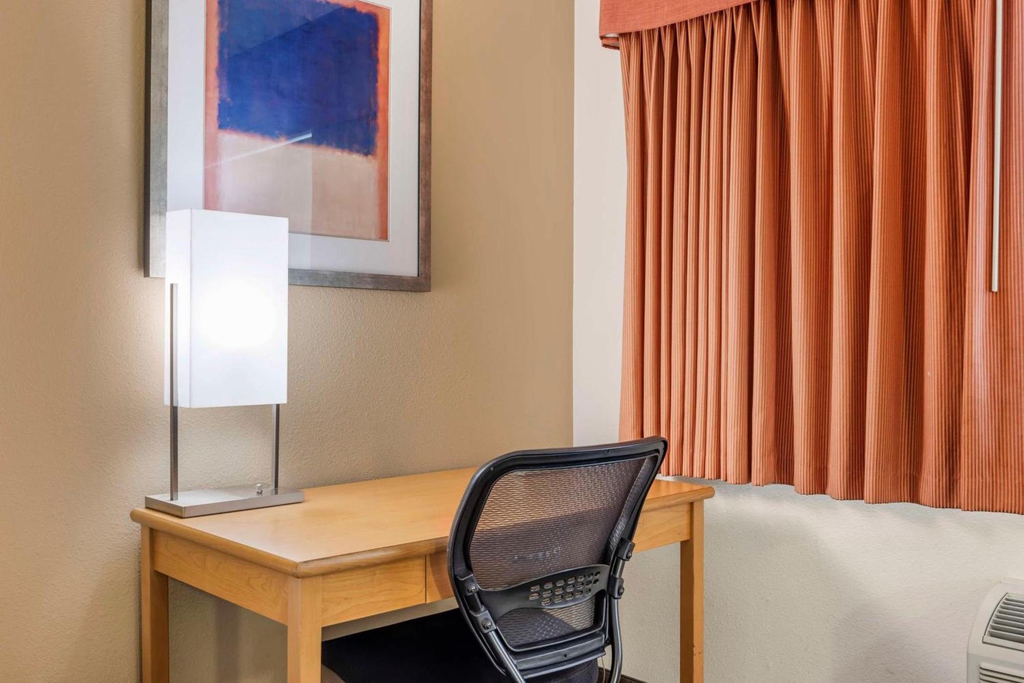 Best Western Aladdin Inn Kelso Bagian luar foto